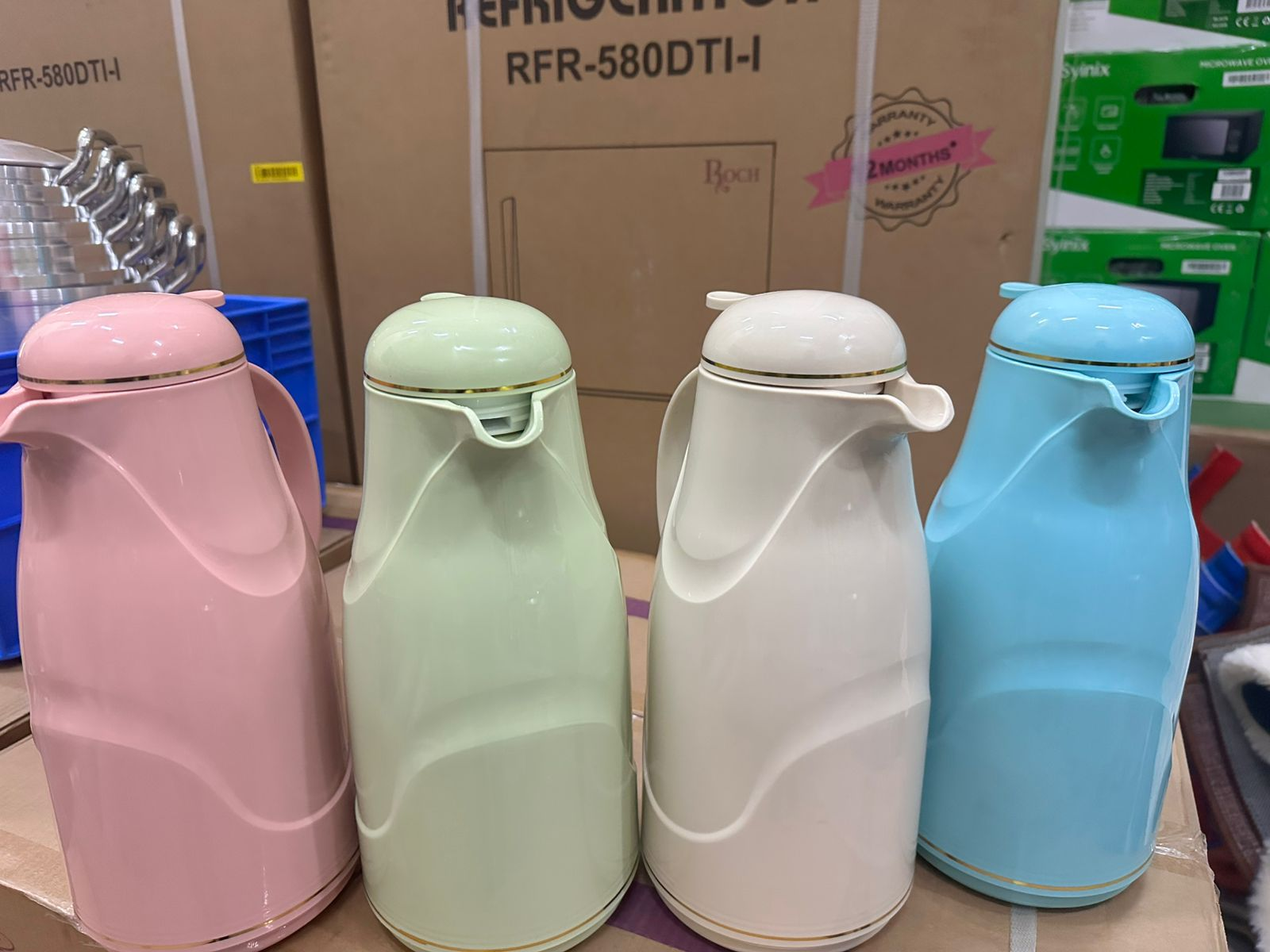 Colored Thermal Flask Set 4-Piece 2